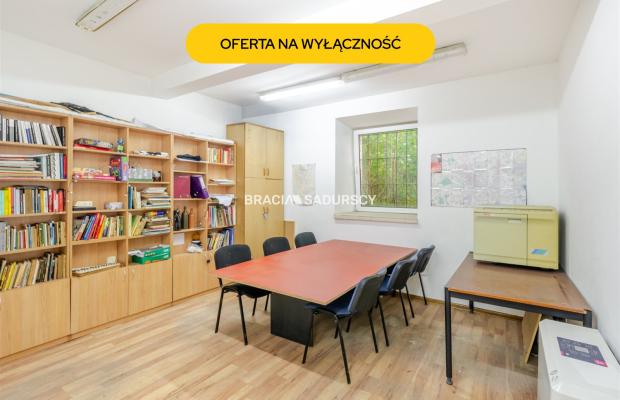lokal 76m2, Kremerowska przy Karmelickiej 