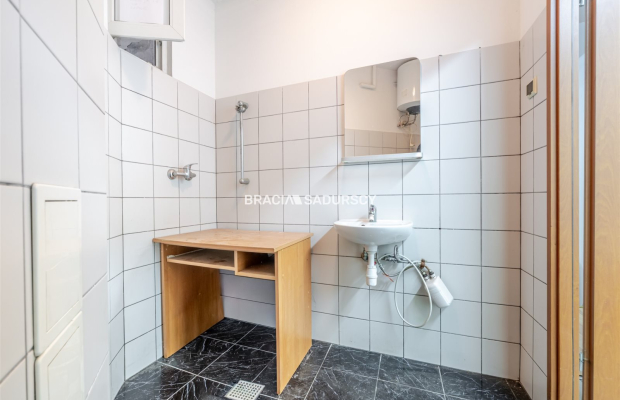 lokal 76m2, Kremerowska przy Karmelickiej 