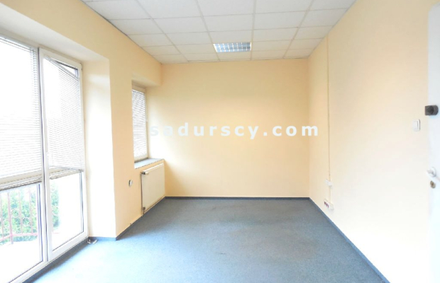 Niezależny obiekt biurowy    825m 2     na dużej działce 4600m2 na Ursynowie w Pyrach, z możliwością realizacji większych inwes