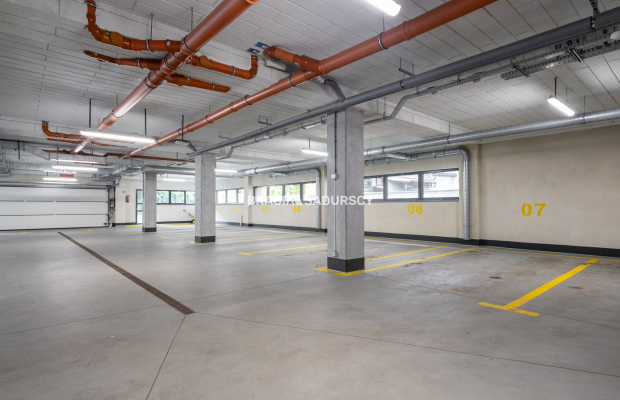 Lokal okolica Galerii krakowskiej - parter 