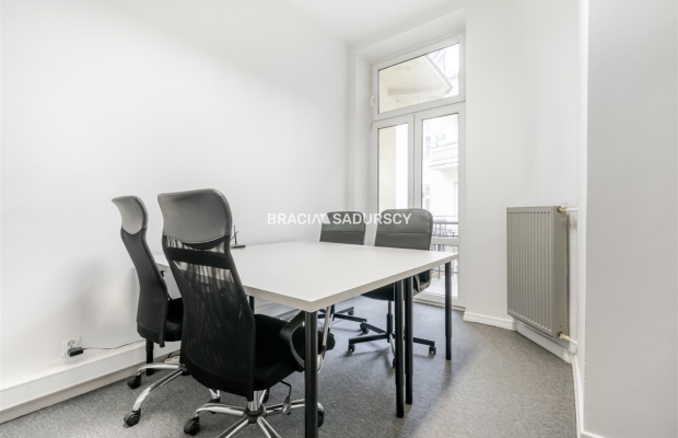 Przestronne biuro 140 m² w centrum Krakowa - ul. Lubicz 

 Szukasz świetnie skomunikowanego miejsca na siedzibę swojej firmy, k