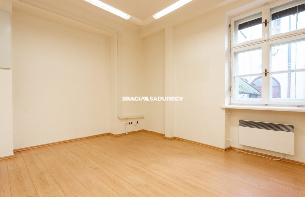 Lokal - ul. Floriańska - w oficynie kamienicy
