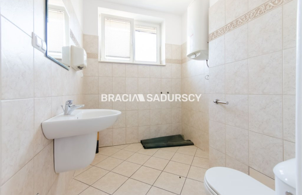 os. oficerskie, 2p/2p, 97m2 na biuro