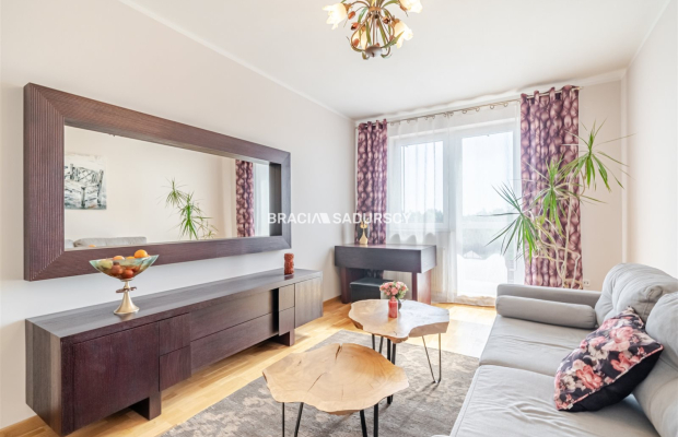 3 pokoje, 2-poziomy, balkon, zamknięte osiedle