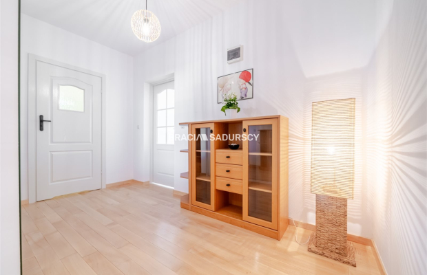3 pokoje, 2-poziomy, balkon, zamknięte osiedle