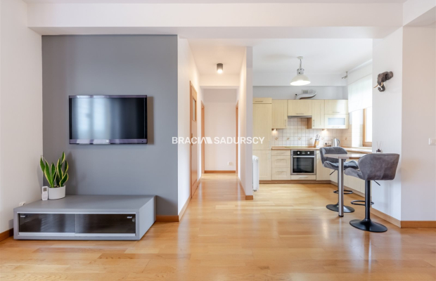3-pokojowe mieszkanie 68 m² 2balkony | Mydlniki