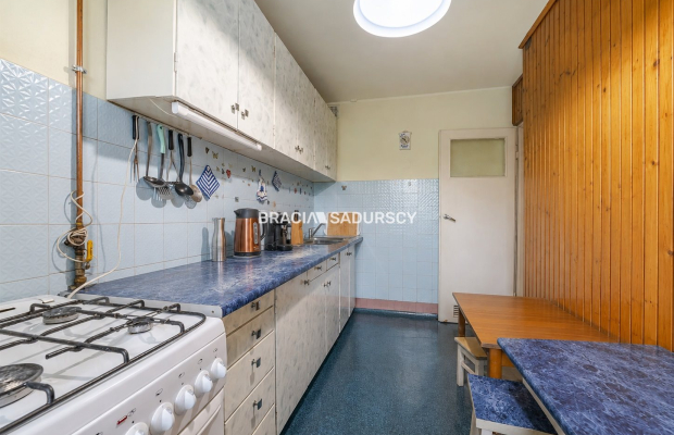 2 pok| 44,5m² |balkon |duża piwnica|ul. Komandosów