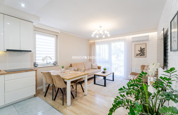 3 pok|wysoki standard|duży balkon|ul. Kantarowicka
