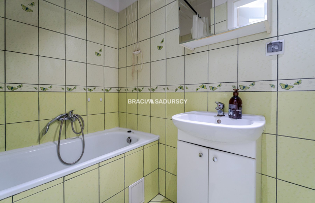 studio z oddzielną kuchnią/Ruczaj/duzo m.parkingow