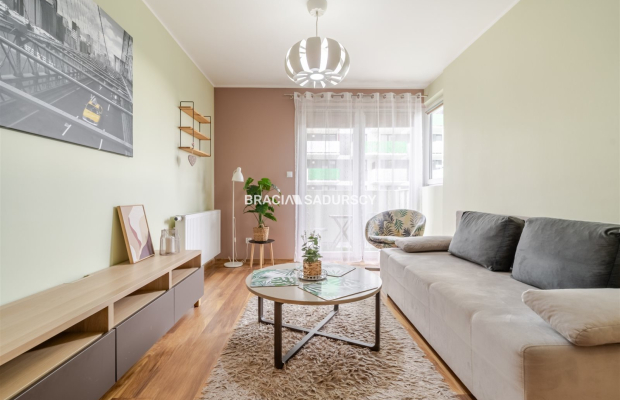 Zadbane 38 m² z balkonem | Piaski Wielkie