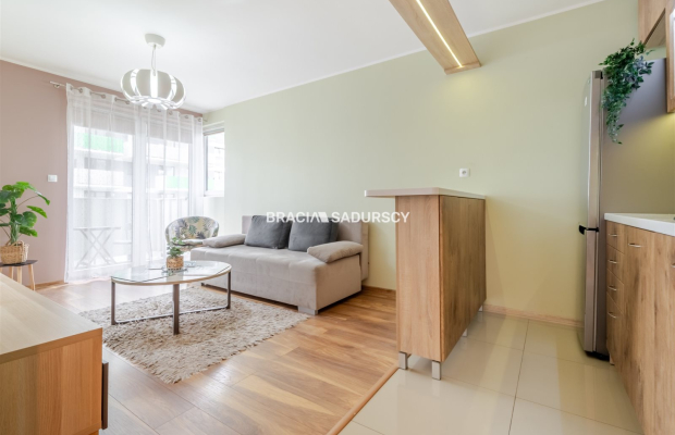 Zadbane 38 m² z balkonem | Piaski Wielkie