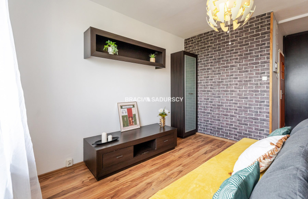 3pok.z potencjałem, balkon, tramwaj, Mistrzejowice