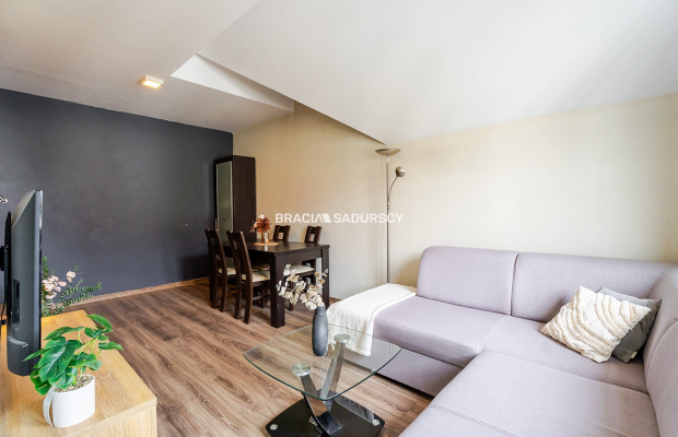 Dwupoziomowe mieszkanie 70 m² w granicy Krakowa