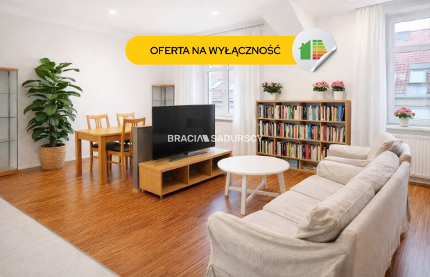Jasne przestronne mieszkanie w centrum miasta.