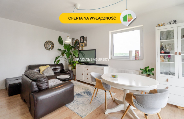 Wygodne mieszkanie 3 pokojowe z balkonem.