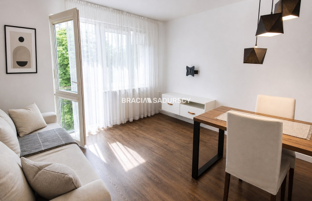 25 m² po generalnym remoncie | Blisko uczelni