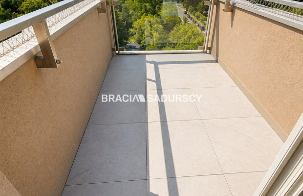 52m2, Stańczyka- Bronowice, dwa balkony, garaż