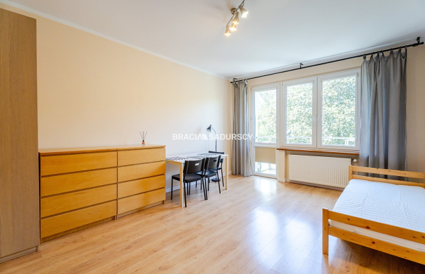 Mieszkanie 2 pokojowe z balkonem w Bronowicach.