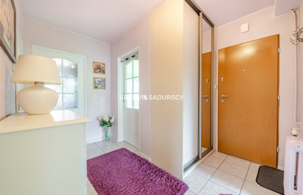 Przestronne 3 pokojowe  mieszkanie o powierzchni 61,40 m² - Kraków, ul. Halszki - Podgórze Duchackie.  
  
Mamy przyjemność zap