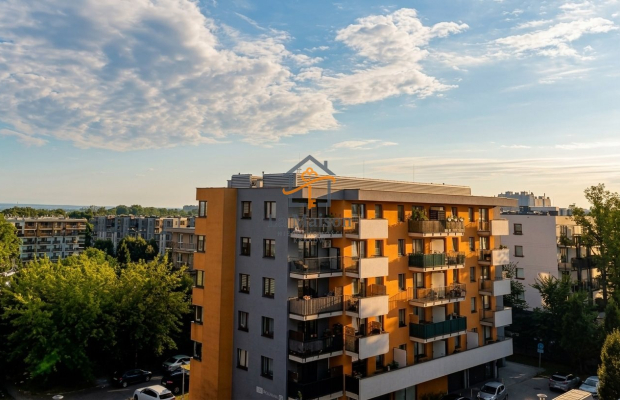Przytulna kawalerka z balkonem. Polonijna