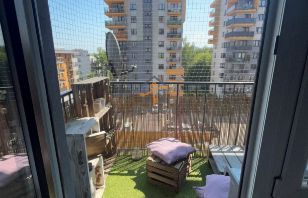 Przytulna kawalerka z balkonem. Polonijna