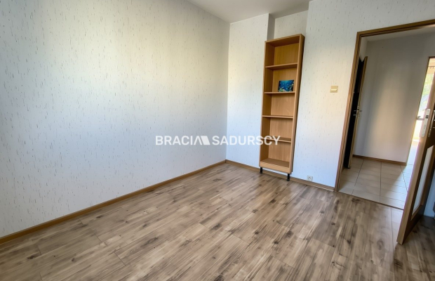Prywatny parking|Możliwość doposażenia|Wolne 
