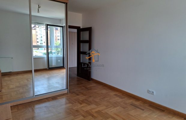 2-pokojowe z balkonem i garażem. Nowy Kleparz.