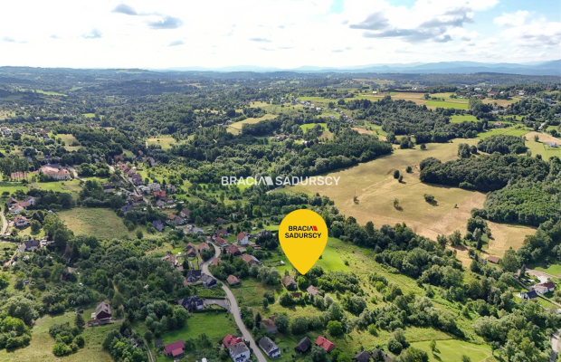 Budowlana działka w Golkowicach, Prąd, gaz, woda