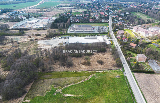 Atrakcyjna nieruchomość usługowa w Brzeziu 1,19 ha