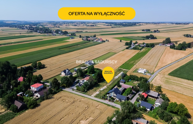 Działka budowlana / MPZP / media / MR2