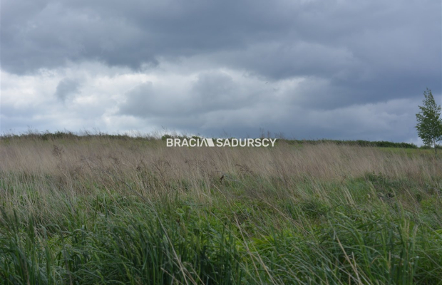  Działka budowlano-rolna o pow.: 1416 m2