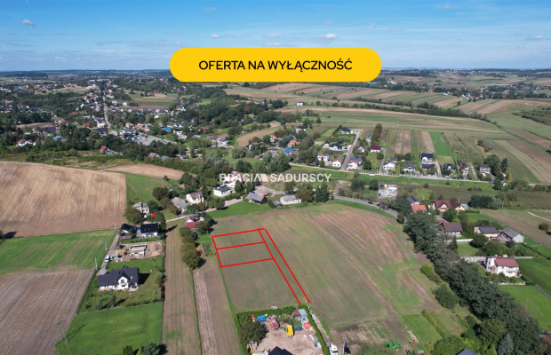 Działka budowlana - Kraków, Nowa Huta, Łuczanowice, ul. ks. Kazimierza Figlewicza  

 Na sprzedaż działka budowlana o powierzch