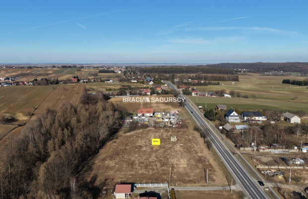 Maszków, 2,5 km od S7 | 1,1 ha Usługi | Przy trasie 772 I Zgoda na lokalizację zjazdu   

   LOKALIZACJA STRATEGICZNA:  Grunt i