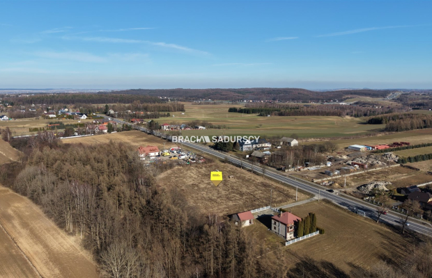 Maszków, 2,5 km od S7 | 1,1 ha Usługi | Przy trasie 772 I Zgoda na lokalizację zjazdu   

   LOKALIZACJA STRATEGICZNA:  Grunt i