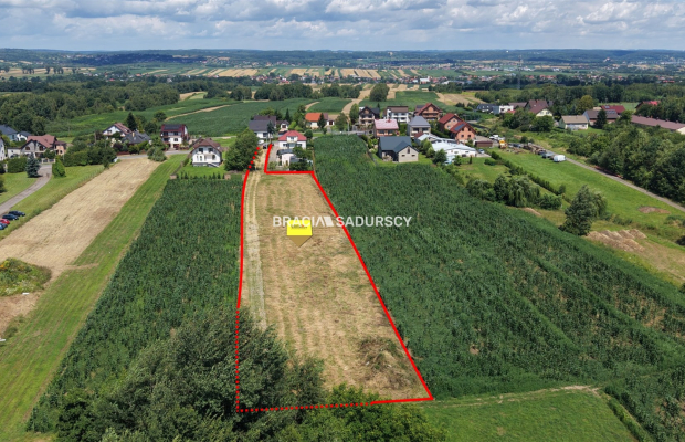 Działka z projektem na 5 bliźniaków 