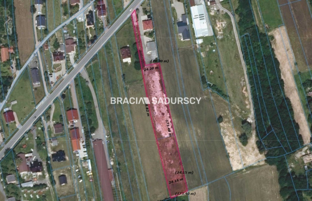 Działka z projektem na 5 bliźniaków 