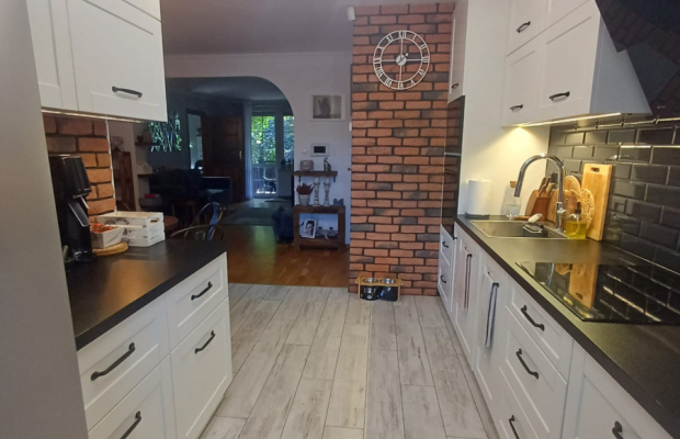 Dom na sprzedaż w Suwałkach – 247 m², 9 pokoi