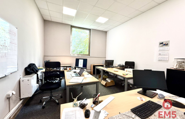 *** HALA MAGAZYNOWA *** POWIERZCHNIA 300 m2 ***