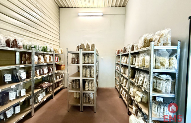 *** HALA MAGAZYNOWA *** POWIERZCHNIA 300 m2 ***