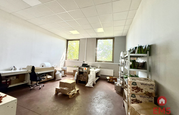 *** HALA MAGAZYNOWA *** POWIERZCHNIA 300 m2 ***