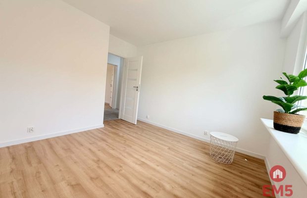 Idealne 2 pokoje 1 piętro 51m2