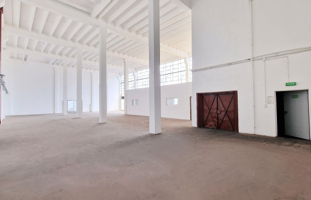 Teofilów - pow. magazynowo - biurowa 512 m2