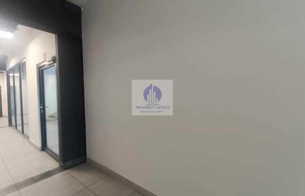 Włochy: lokal biurowy 17,60m2 do wynajęcia
