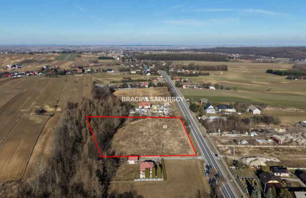 Maszków, 2,5 km od S7 | 1,1 ha Usługi | Przy trasie 772 I Zgoda na lokalizację zjazdu   

   LOKALIZACJA STRATEGICZNA:  Grunt i