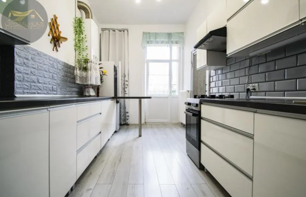 134,6M2/ 5 POKOI/ 2 BALKONY/ BLISKO CENTRUM