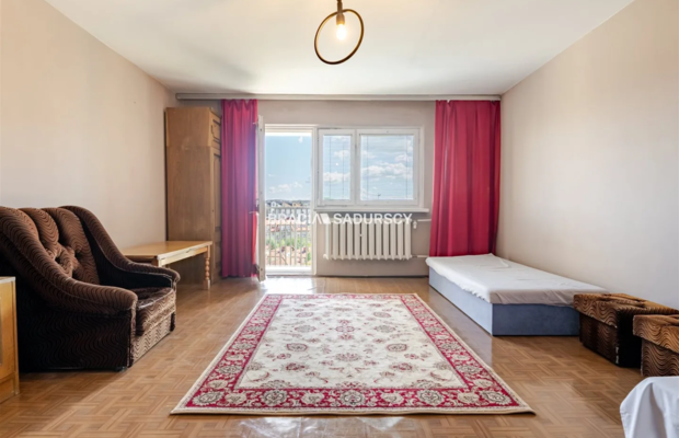 PRZESTRONNE - 78 M2 W ŚWIETNEJ LOKALIZACJI