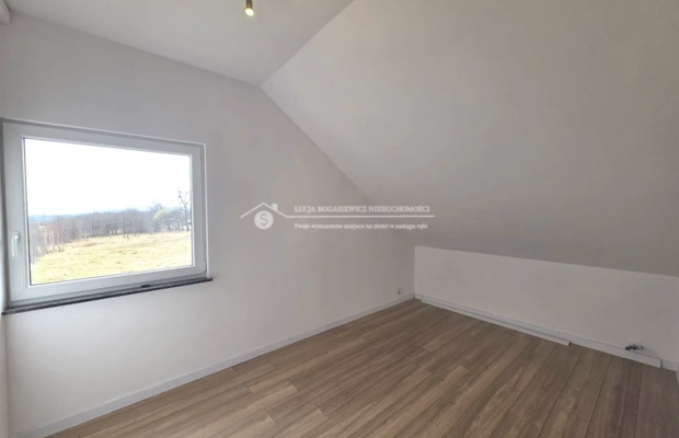 Lokal mieszkalny na wynajem - 60 m² | Usługi, handel, biuro lub cele mieszkalne | Parking w cenie  

 Do wynajęcia funkcjonalny