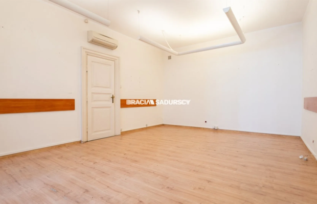 Lokal - ul. Floriańska - w oficynie kamienicy