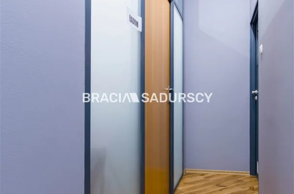 Lokal użytkowy, Żabiniec, ulica Konecznego