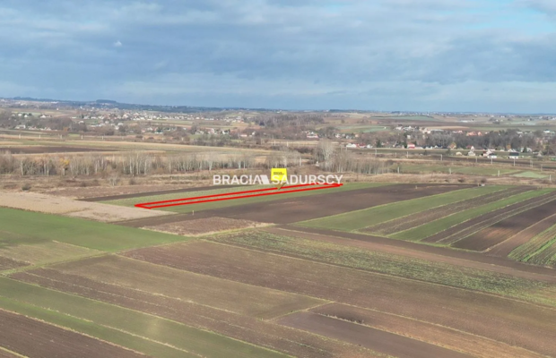 Działka rolna o pow. 41 ar. w Krakowie.  
Przedmiotem oferty jest nieruchomość gruntowa niezabudowana o nr ew.  44  położona w 